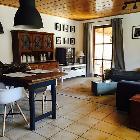 Gaestehaus Sellemols Ferienhaus Winzer Heuchelheim-Klingen 外观 照片