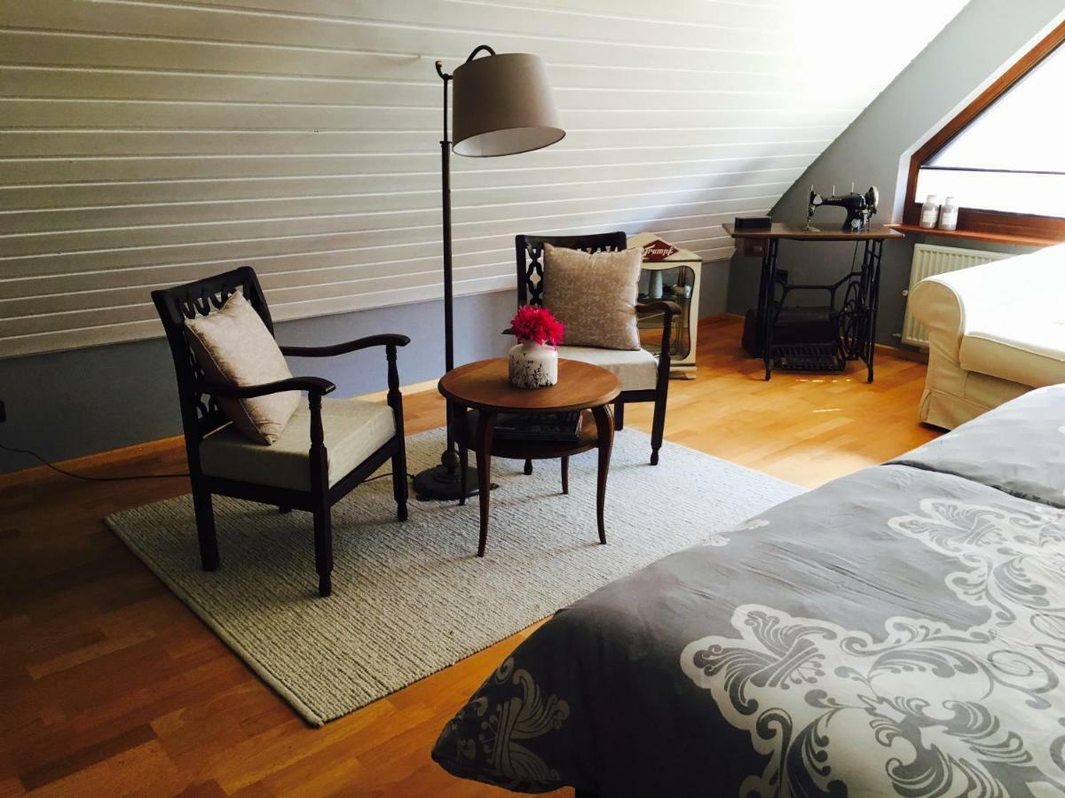 Gaestehaus Sellemols Ferienhaus Winzer Heuchelheim-Klingen 外观 照片