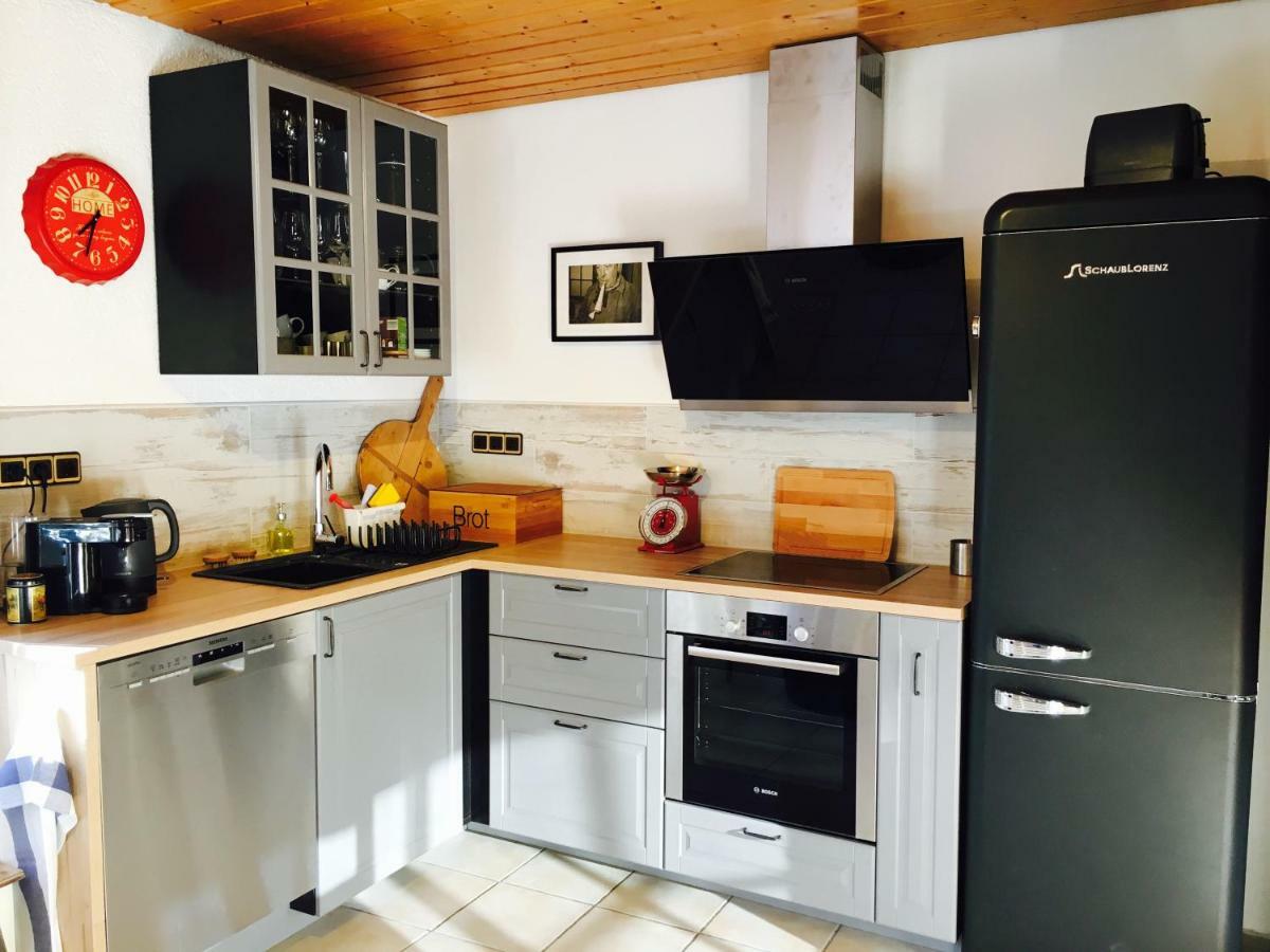 Gaestehaus Sellemols Ferienhaus Winzer Heuchelheim-Klingen 外观 照片