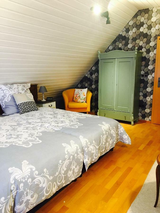 Gaestehaus Sellemols Ferienhaus Winzer Heuchelheim-Klingen 外观 照片