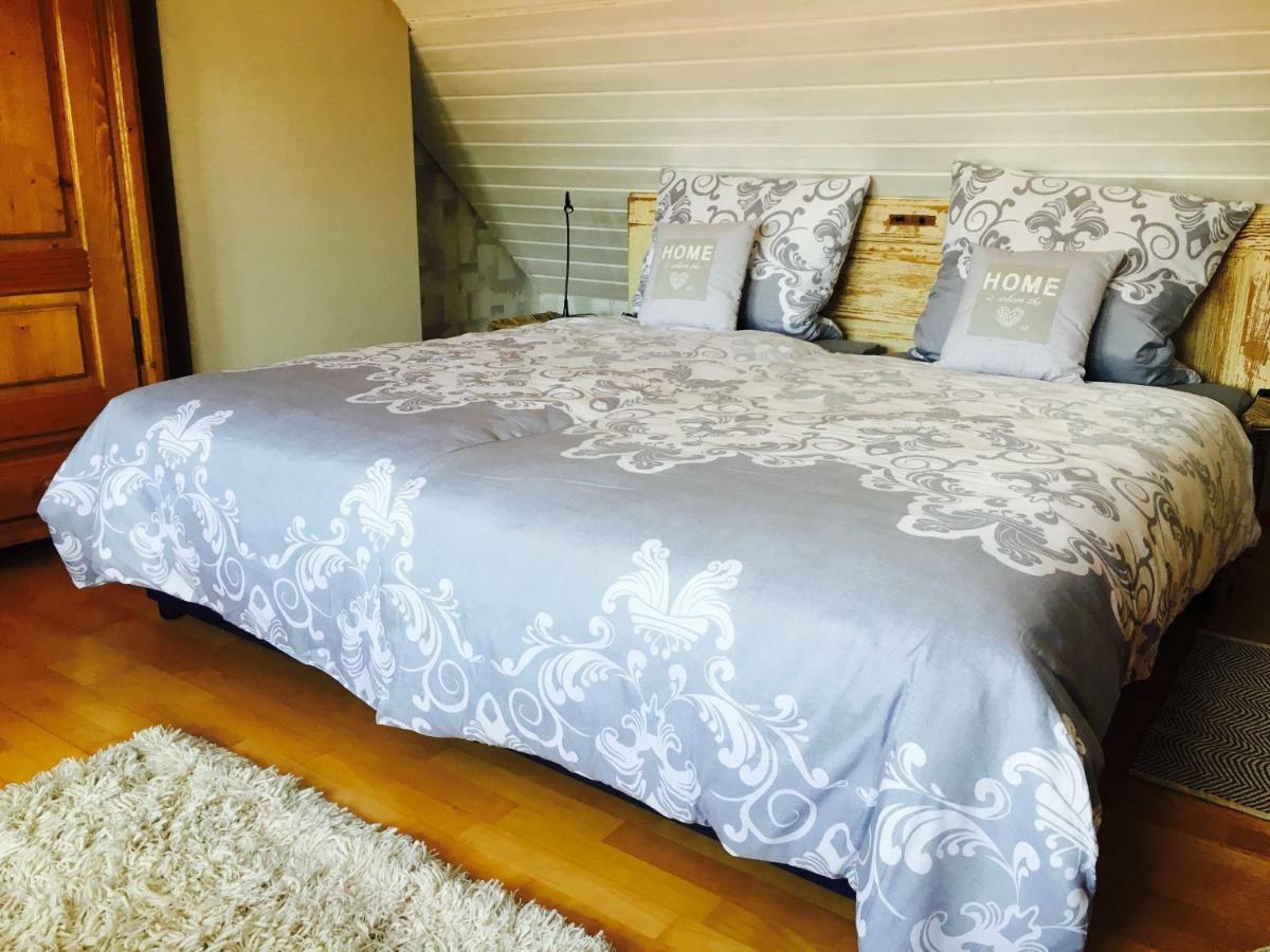 Gaestehaus Sellemols Ferienhaus Winzer Heuchelheim-Klingen 外观 照片